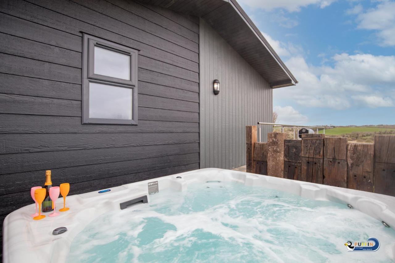 Valley View Lodge - Luxury Lodge, Hot Tub, Close To Beach Penally Dış mekan fotoğraf